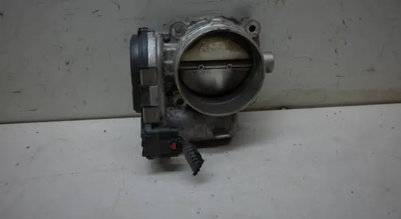 Chrysler Town & Country V Throttle valve 05184349AC