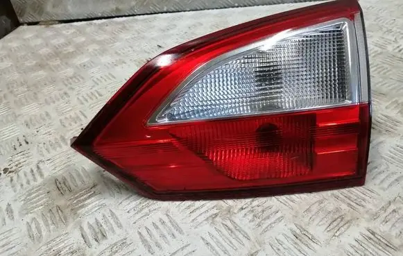 Ford Grand C-MAX Rear/tail lights 