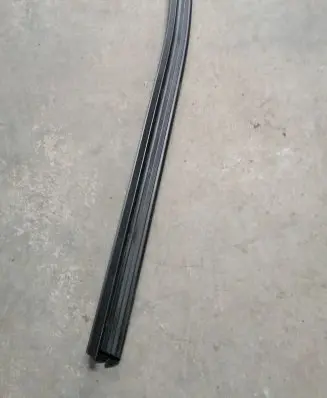 Renault Megane IV Rubber seal rear door window/glass 1tg544