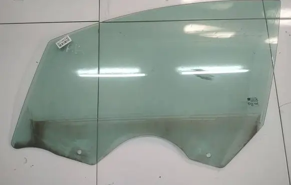 Opel Astra J Front door window glass four-door AS2