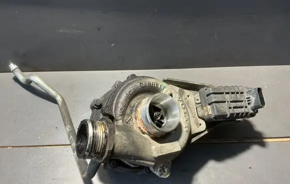 Volvo XC90 Turbo 30757080