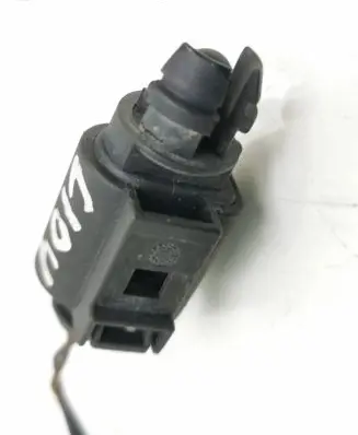 Volkswagen Golf V Outside/exterior temperature sensor 8Z0820535