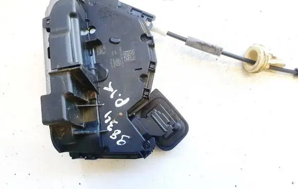 Cupra Born Front door lock a046465 c5d-5tc837015d
