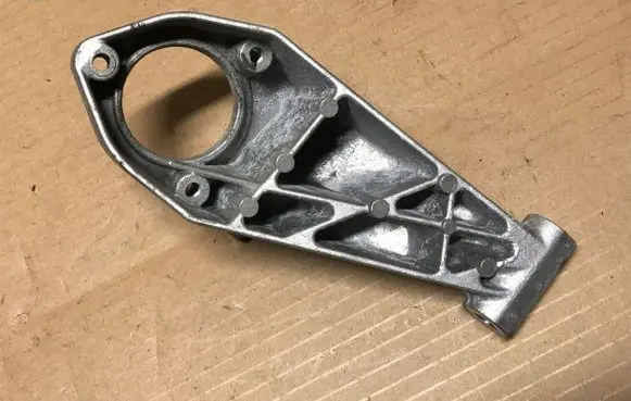 Opel Mokka X Driveshaft support bearing bracket 13248689