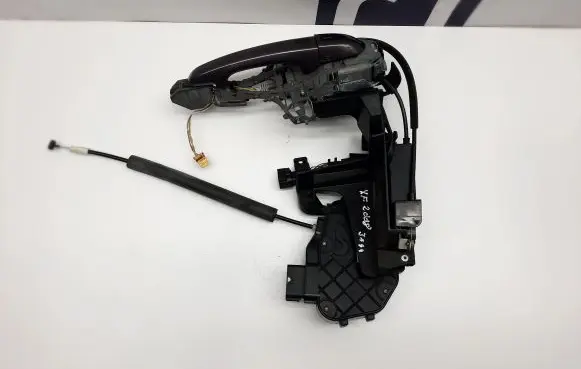 Jaguar XF X250 Front door lock 8X23203A29AD 6W8A21813GC