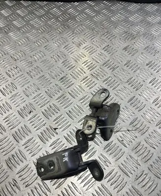 Toyota Avensis T270 Front door hinge set 