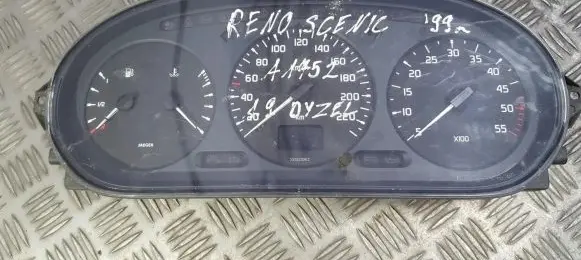 Speedometer (instrument cluster)
