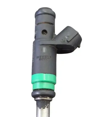Audi A6 S6 C5 4B Fuel injector 06C133551 2262A02563