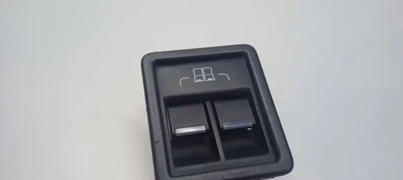Land Rover Discovery 5 Seat control switch HY3214D340AC