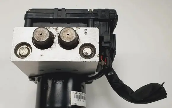 Jaguar S-Type ABS Pump XW43-2C219-AE