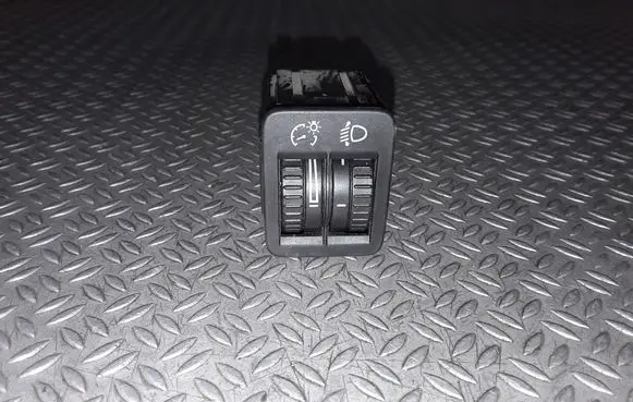 Volkswagen PASSAT B6 Headlight level height control switch 3C0941333A