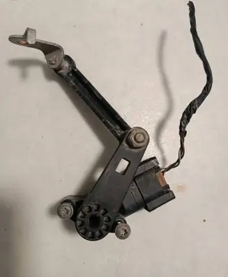 BMW X2 F39 Headlight/headlamp level sensor 6895466