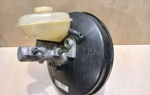 Audi A4 S4 B5 8D Brake booster 8D0612105F