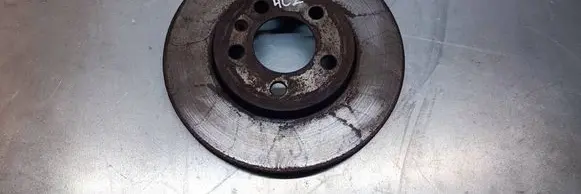 Volkswagen Golf IV Front brake disc