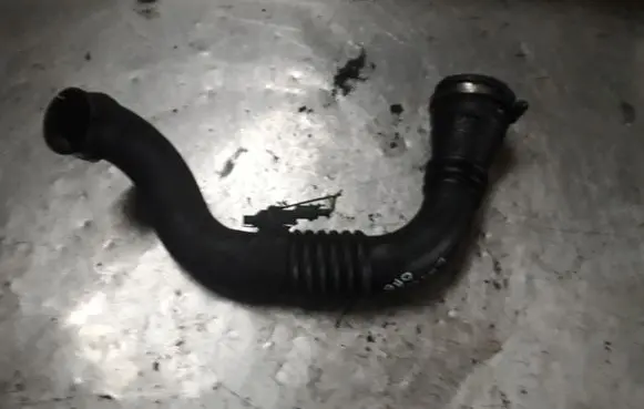 Renault Laguna II Air intake duct part