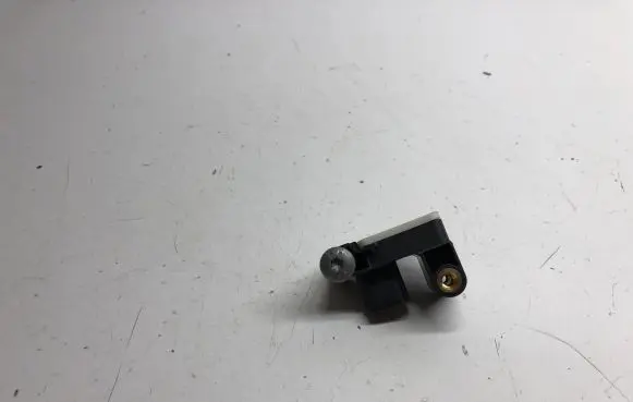 BMW 1 E81 E87 Airbag deployment crash/impact sensor 6911003