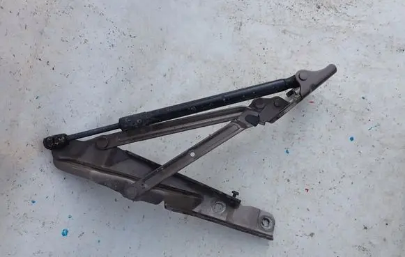 Volkswagen Beetle A5 Engine bonnet/hood hinges