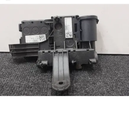 Audi A4 S4 B9 8W Positive wiring loom 8W0941823 06042017