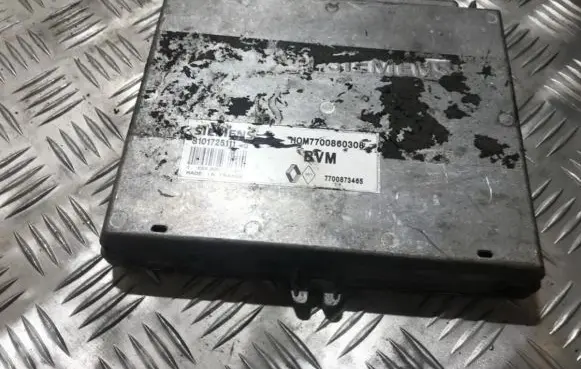 Renault Laguna I Engine control unit/module hom7700860308 s101725111q