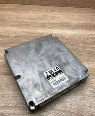 Mazda 323 Engine control unit/module ECU ZM4018881B 2797001351