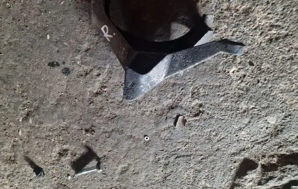Audi A8 S8 D3 4E Engine mounting bracket