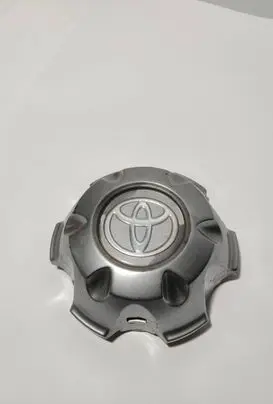 Toyota Hilux (AN10, AN20, AN30) Original wheel cap IMV01 0V01