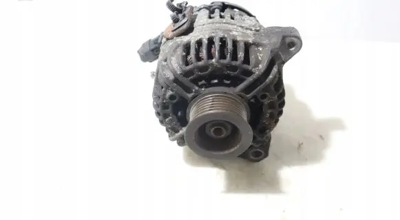 Toyota Avensis Verso Generator/alternator 0124325085