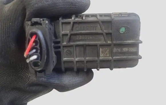 BMW 1 E81 E87 Turbine electric control actuator 6NW009220 730314