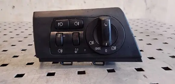 BMW X3 E83 Light switch 3420282