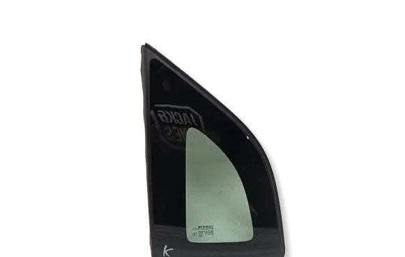Renault Captur Rear side window 