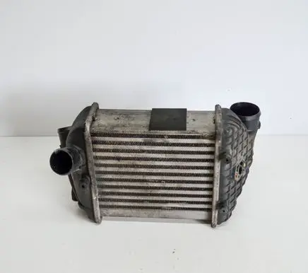 Audi A4 S4 B6 8E 8H Intercooler radiator 8E0145805E
