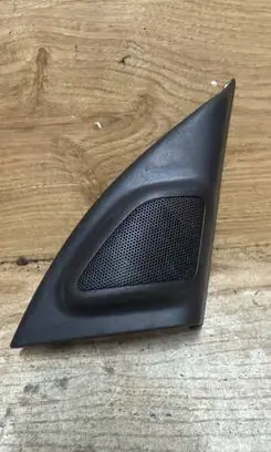 Volvo XC70 Front door speaker 30781068