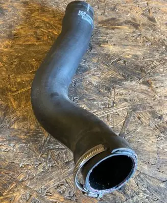 Opel Signum Intercooler hose/pipe 55556523 315840884