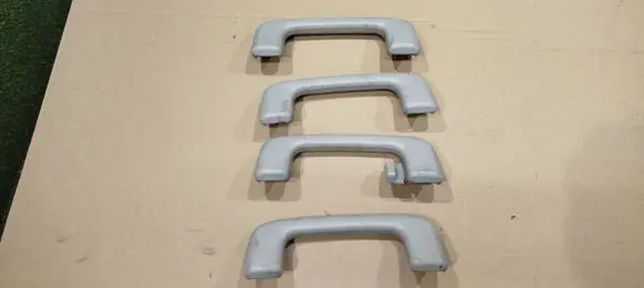 Mitsubishi Pajero A set of handles for the ceiling 