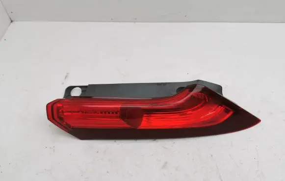 Honda CR-V Tailgate rear/tail lights