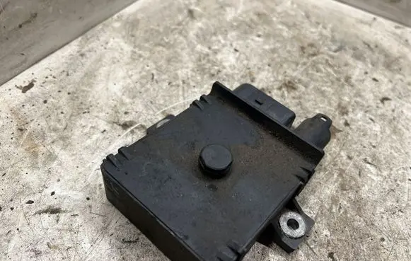 BMW X5 E53 Glow plug pre-heat relay GDA1S19CU3