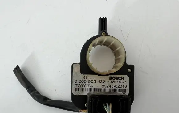 Toyota Avensis T250 Steering angle sensor 8924502010 0265005432
