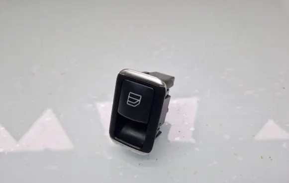 Mercedes-Benz C W204 Electric window control switch A2049058202 10075077 10023290