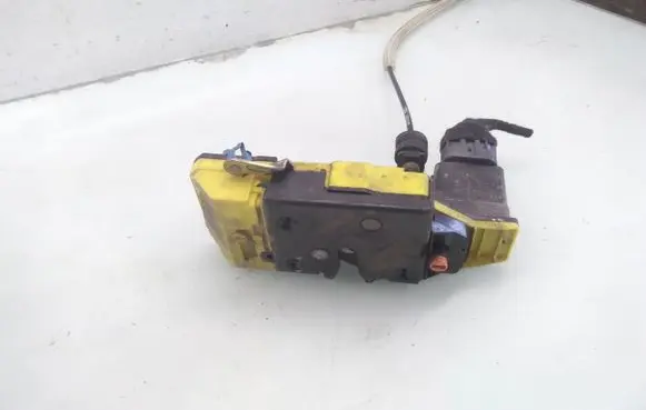 Volvo XC90 Rear door lock
