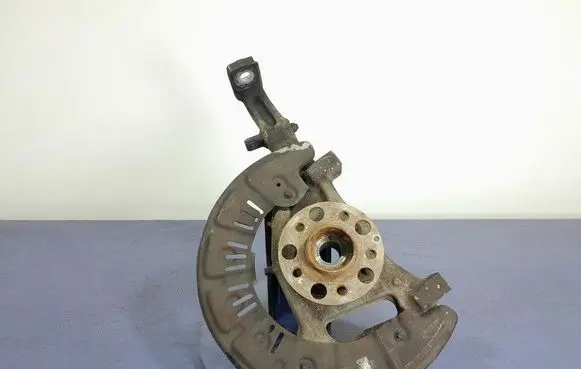 Mercedes-Benz AMG GT R190 C190 Front wheel hub spindle knuckle A290332