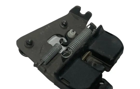 BMW 5 E60 E61 Seat back rest lock catch 7112863 7119459 52207112863
