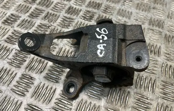 Mazda CX-5 Gearbox mount