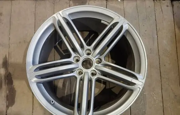 Audi RS6 C6 R20 alloy rim 4F0601025CS
