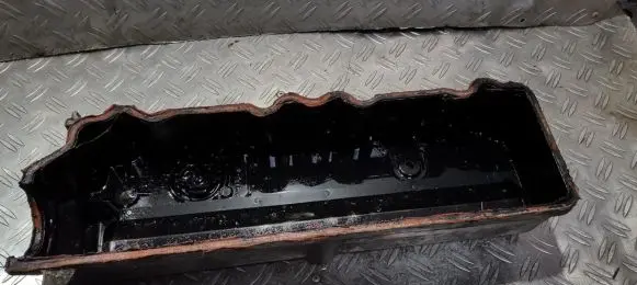 Rocker cam cover
