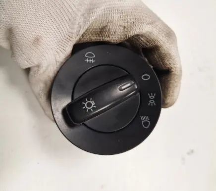 Volkswagen PASSAT B6 Light switch 1K0941431B TC4 1586