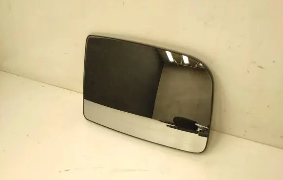 Mercedes-Benz Sprinter W906 Wing mirror glass 589L