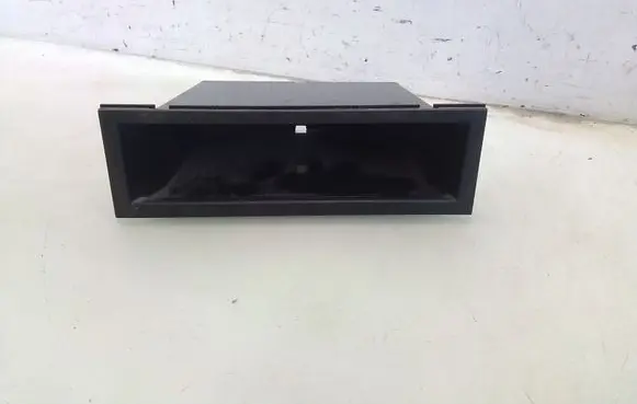 Nissan Almera N16 Dashboard storage box/compartment 6847590J10