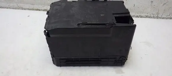 Citroen C3 Aircross Battery box tray 9801801880