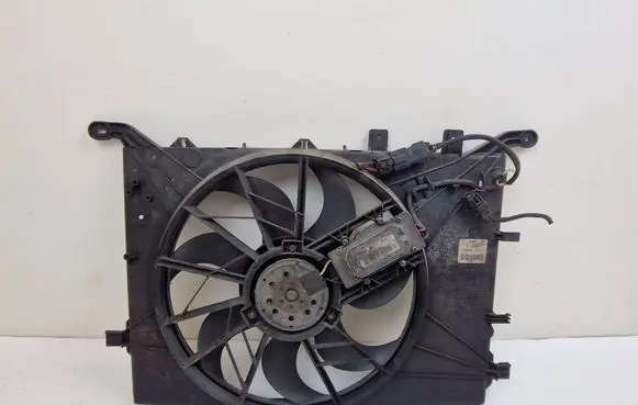 Volvo V70 Electric radiator cooling fan 30647253 0130303909