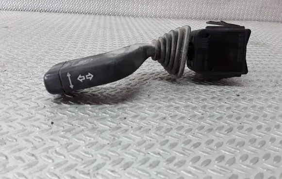 Opel Zafira A Indicator stalk 90560990